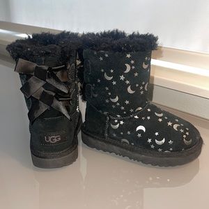 UGG BAILY Black moon star 🌟 🌙 toddler boots with bows